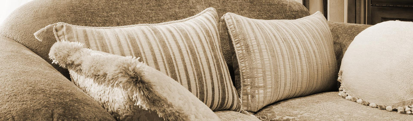 Furniture & Accent Pieces