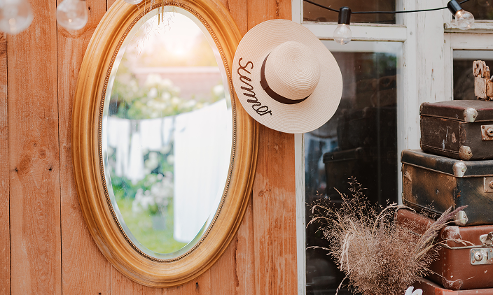 Wall Decor & Mirrors