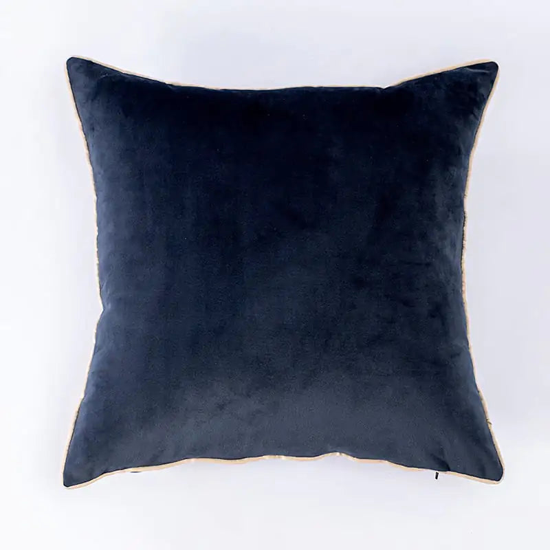 Holland Fleece Soft and Cozy Pillow