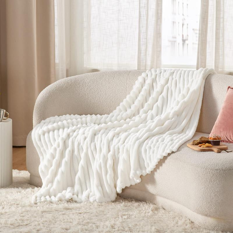 White Fleece Throw Blanket for Couch - Super Soft Cozy Blankets for Women, Cute Small Blanket for Girls, 50X60 Inches